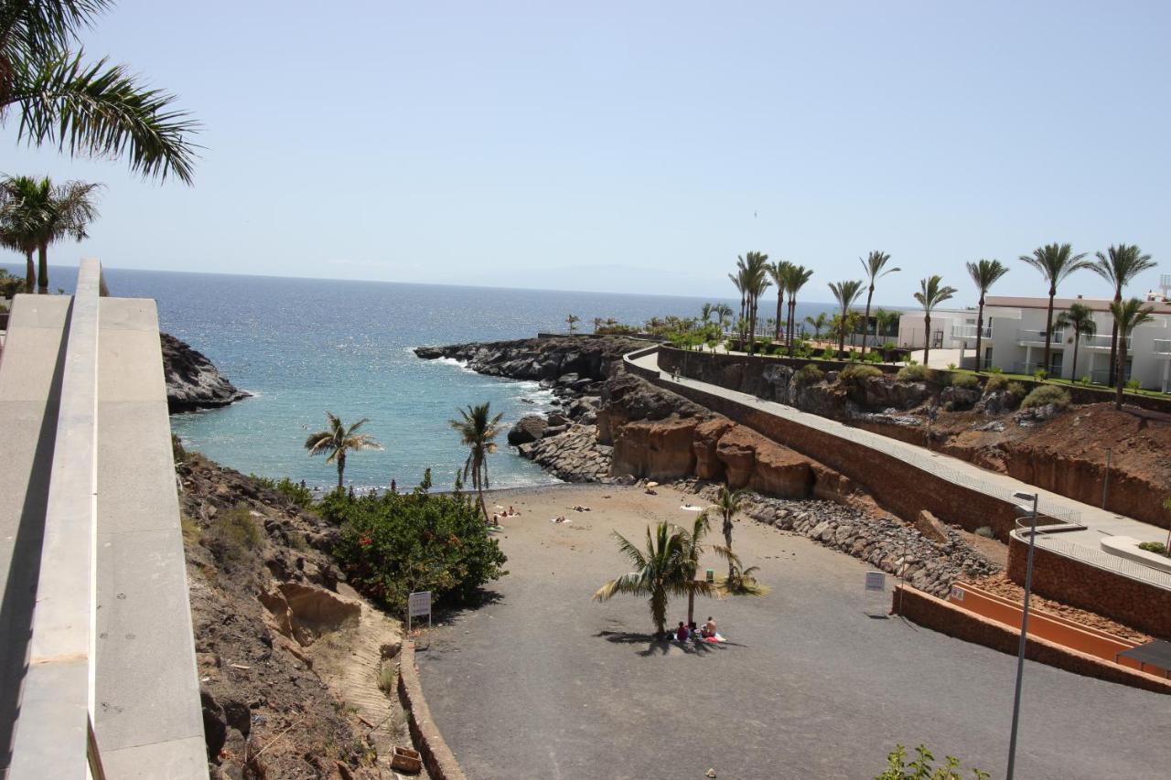 Everything You Need. All Right Here. Apartamento Costa Adeje  Exterior foto