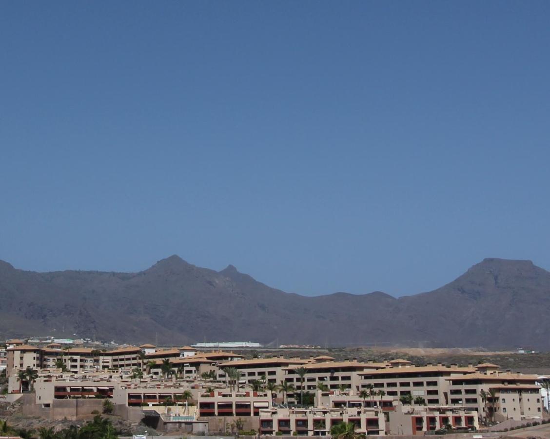 Everything You Need. All Right Here. Apartamento Costa Adeje  Exterior foto